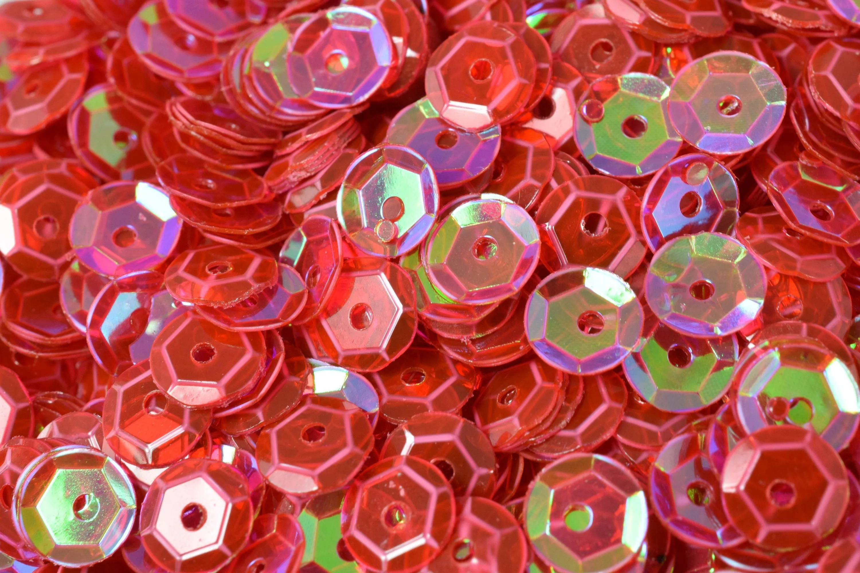 3/4/6mm Translucent Red Cup Iridescent Sheen Round Sequins/Loose Paillettes,Wholesale Sequins,Shimmering Sequin Apparel