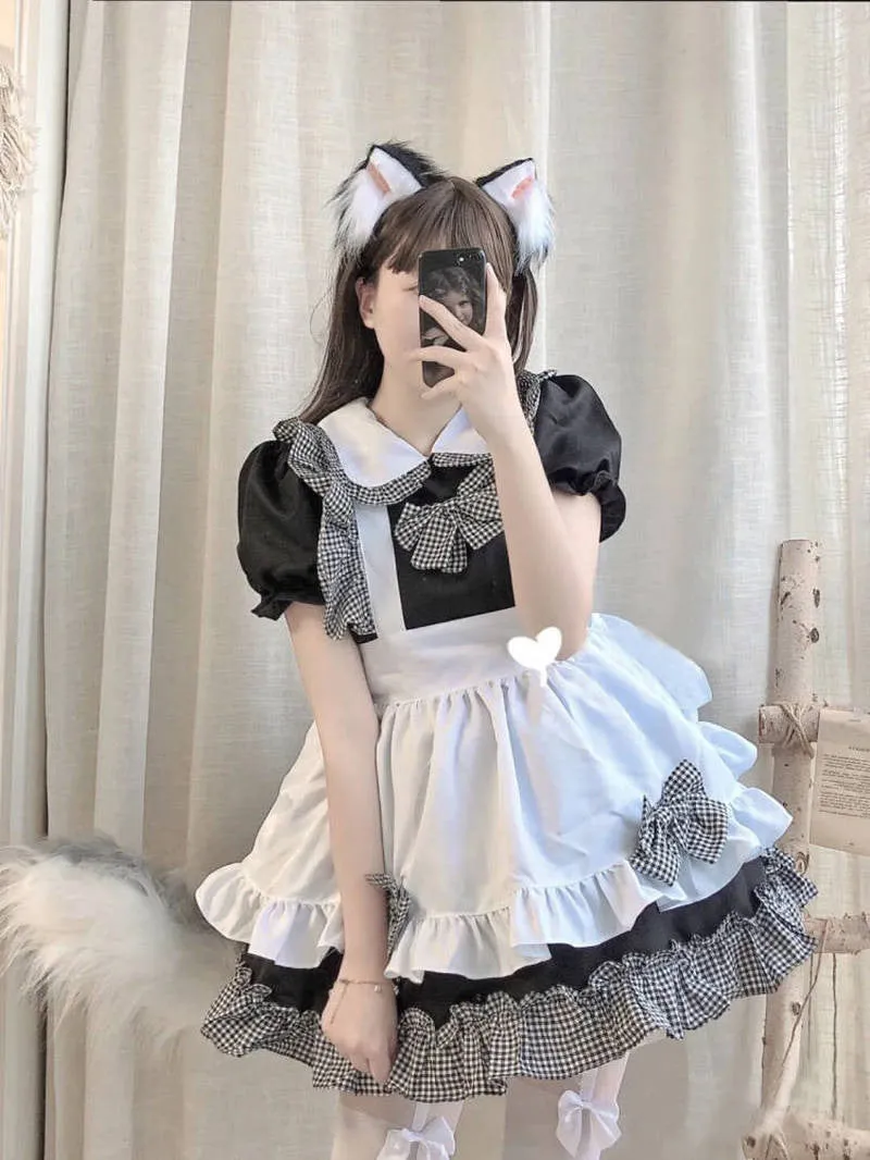 French Maid Cosplay